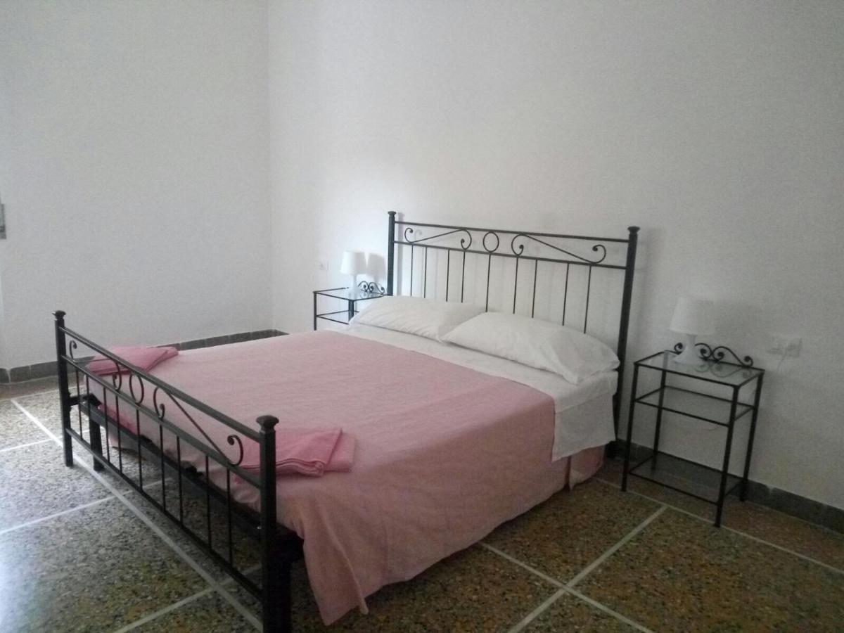 Hostel B&B Pisa Esterno foto